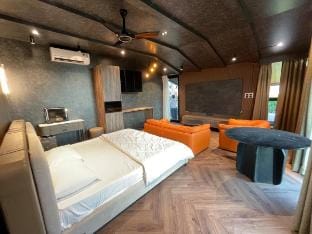 Pezo 4 | Outdoor Jacuzzi in Hyderabad by Homeyhuts Vacation rental in Hyderabad