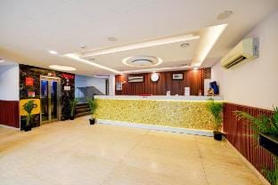 Comfy 1R Apartment In Aerocity Vacation rental in New Delhi