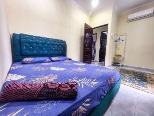 Flora Rozel Homestay | Upper Floor Vacation rental in Terengganu, Malaysia
