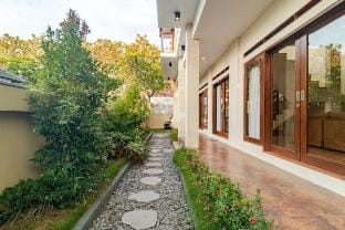 Singaraja Sea View Villa Vacation rental in Buleleng