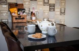 Oak House - sleeps 10 with games room Vacation rental in Reighton