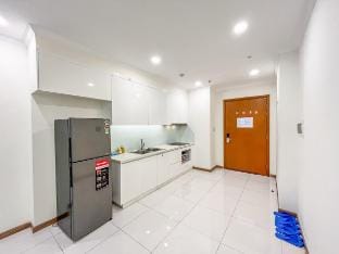 Smart Living • 1BR with Balcony at Landmark 6 Vacation rental in Ho Chi Minh City