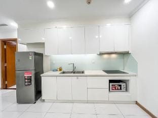 Smart Living • 1BR with Balcony at Landmark 6 Vacation rental in Ho Chi Minh City