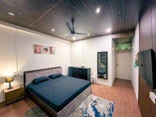 Cali Homes- Premium Stay with a Calisthenics Gym Vacation rental in India