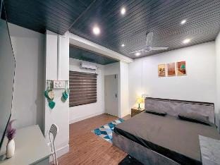 Cali Homes- Premium Stay with a Calisthenics Gym Vacation rental in India