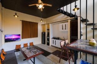 Cleines 2BR Spacious near beach private pool Vacation rental in Bali