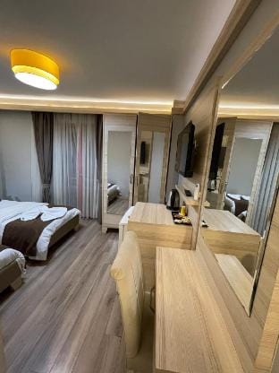 Two-person studio AlkhaleejHotel403 Vacation rental in Istanbul