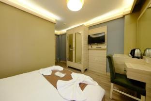 Twoperson studio AlKhaleej Hotel401 Vacation rental in Istanbul