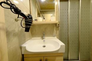 Three-person studio alkhaleej402 Vacation rental in Istanbul