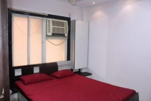 Cosy Apartment with garden all to yourself! Vacation rental in Kolkata