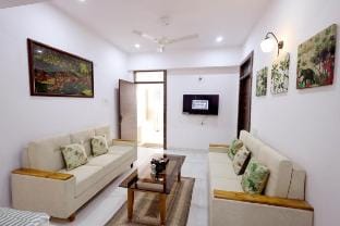 Suhan Homes - 2BHK Luxe Apartment Vacation rental in India