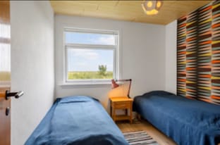 House with large garden, campfire hut Vacation rental in Nordfriesland