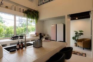 Venus *7 Bedrooms *Old City*Daily Housekeeping Vacation rental in Chiang Mai