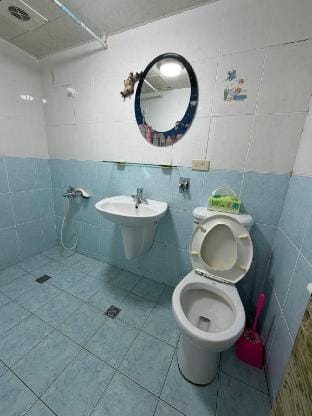 New list/Park/Ximen elevator(3-6persons) Vacation rental in Taipei City