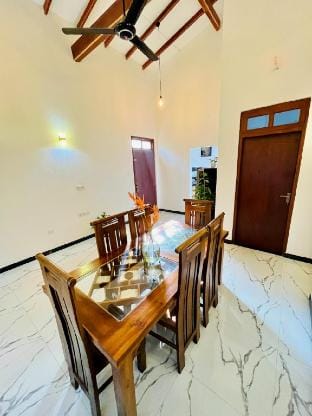 Apartment : walking distance to beach! Vacation rental in Southern Province