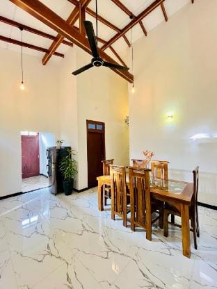 Apartment : walking distance to beach! Vacation rental in Southern Province