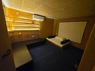 Palmera By GoHolidays -Luxury 5BHK Pool Villa Vacation rental in India