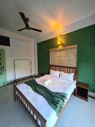 Palmera By GoHolidays -Luxury 5BHK Pool Villa Vacation rental in India