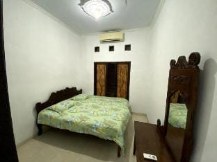 Cosinus Purwosari Vacation rental in Special Region of Yogyakarta