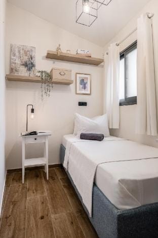 The train studio by Baraca boutique Vacation rental in Jerusalem
