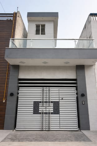 Bharti Apartments - Spacious & Luxury Stay Vacation rental in Haryana