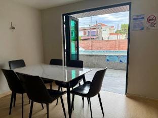 Spacious 3BR Home with Private Pool & BBQ | 11 Pax Vacation rental in Malacca