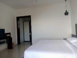 Lotus Villa Ooty - GNM Hill Top Villas by Honeybee Vacation rental in Tamil Nadu