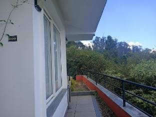 Rose Villa Ooty – GNM Resorts by Honeybee Vacation rental in Tamil Nadu