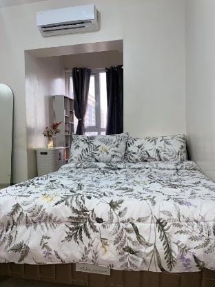 Affordable Sleepover Room in Tomas Morato -2ndroom Vacation rental in Quezon City