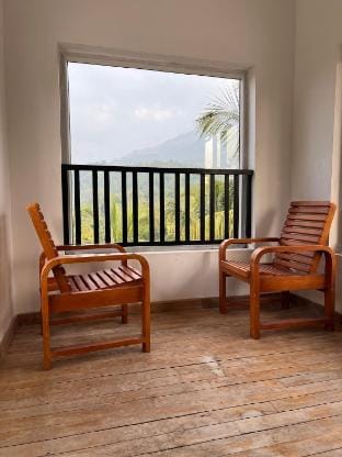 white leafs- rooms Vacation rental in Kerala