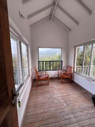 white leafs- rooms Vacation rental in Kerala