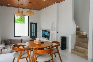 Villa sora , puncak megamendung  Vacation rental in Cisarua