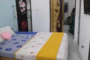 10-mins to Temple| Small Private Room & Bath Vacation rental in India