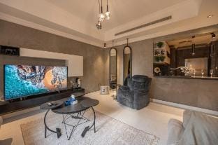 Modern2BR|65”TV|Huge Living|Self-Entry|201 Vacation rental in Jeddah