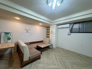 New/Foodie/4-8p/elevator Vacation rental in Taipei City
