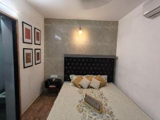 Aashateet- a minimalist Home Vacation rental in Varanasi