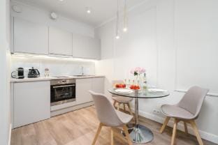 Golden Apartments Warsaw- Mennica Residence Vacation rental in Warsaw