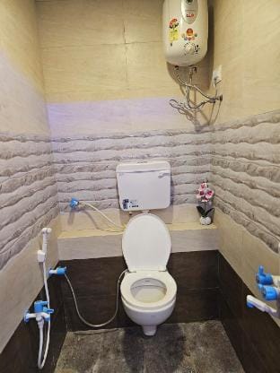 6bhk villa 4 side mountain settel  villa available Farm Stay in Maharashtra
