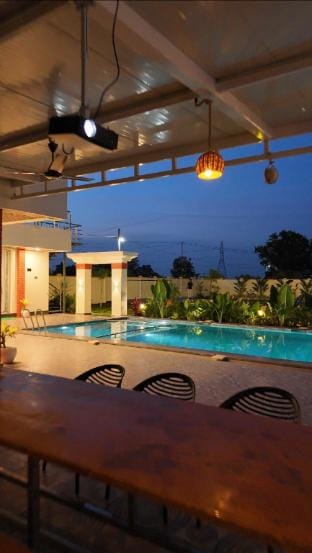 Lakeview Farmstay | 4BR Farm stay Farm Stay in Telangana