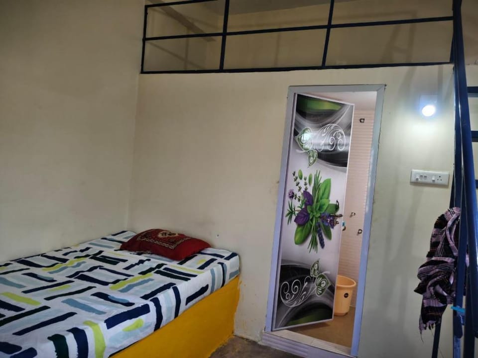 MITHRA ROOM Hotel in Telangana