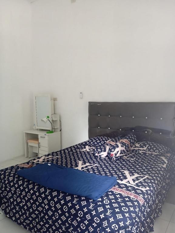 Ali's Family Homestay Hotel in Indonesia