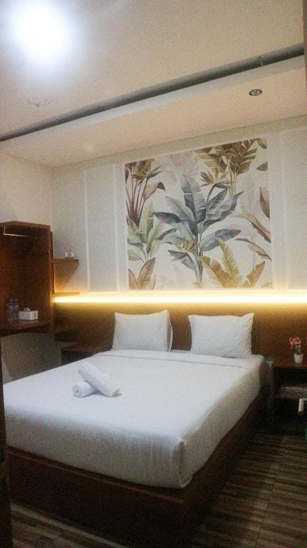Griya Superior Room Hotel in Batu