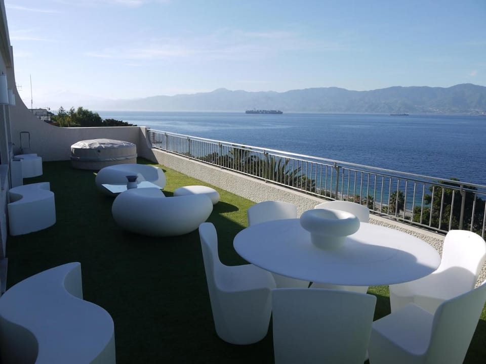 Reggio Suite Bed and Breakfast in Reggio Calabria