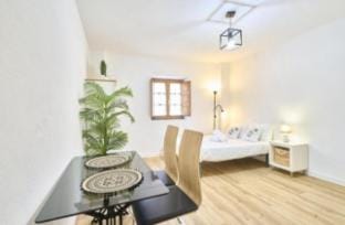 Apartamentos Traviesa Bed and Breakfast in Salamanca