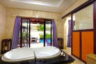 Lavender Private Villa Kuta Bali Bed and Breakfast in Kuta