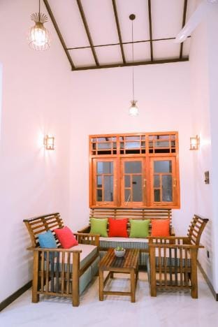 A&J French surf house  Vacation rental in Southern Province