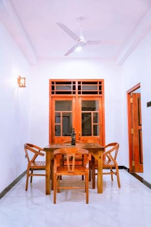 A&J French surf house  Vacation rental in Southern Province