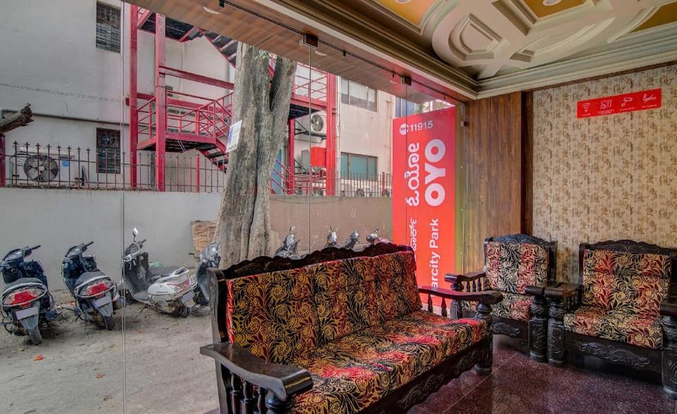 Hotel O by OYO Mount City Park Hotel in Bengaluru