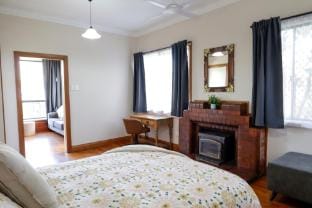 Spacious 3-Bed Home in Central Tenterfield Vacation rental in Tenterfield