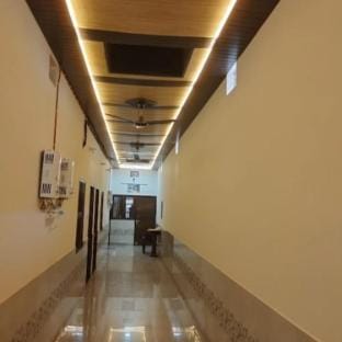 Pandit Ji Guest House Barsana Uttar Pradesh Hotel in Uttar Pradesh